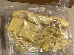 MPC ’75 Corvette Convertible Model – 1/25 Scale Kit# 6360 – Open!!