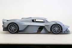 Aston Martin Valkyrie 1/24 (AM02-0102) Alpha Model