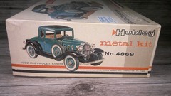 Hubley Metal model car kit 1932 Chevrolet Coupe No. 4869 w/ instructions Z125