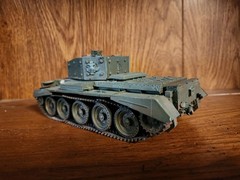 *RESTORATION REQUIRED Vintage British Cromwell Mk. IV (A27M)) WWII, Heavy Resin