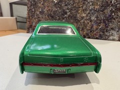 REVELL 1/25 1965 BUICK RIVIERA CUSTOM CRUISIN USA SERIES BUILT