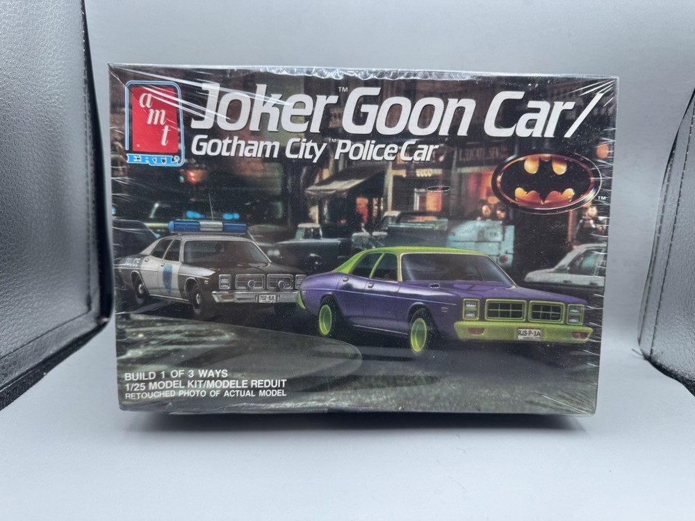 AMT Ertl Joker Goon Car Gotham City Police Build 1 OF 3 Ways Model Kit 1:25 NEW