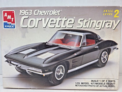 AMT ERTL 1963 Chevrolet Corvette Stingray 1/25 Scale Model Car Kit #6520