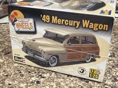 REVELL 1949 MERCURY WAGON CALIFORNIA WHEELS FACTORY SEALED KIT! CIRCA 2013 VMCP!
