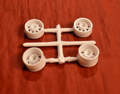 AMT 1977 Ford Van Custom White Spoke Wheels 1/25