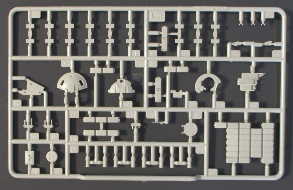 Trumpeter 1/35th Scale Russian T-72A – Parts Tree L3 from Kit No. 09548