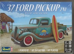 Revell 1937 ’37 Ford Pickup w/ Surfboard 2 Options, Builds 1 in 1/25 4516 (103)