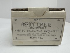 ERTL Americas Cup Corvette White/Red Convertible Ertl Dealer Promo Car 8923 Rare