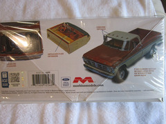 MOEBIUS MODELS FORD 1972 F-250 4X4 RANGER XLT WITH SNOW PLOW 1/25 SCALE MODEL