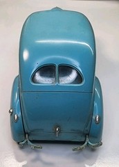 Vintage AMT Baby Blue ’39 Ford Deluxe Tudor Sedan 1/25 Plastic Model Kit Built