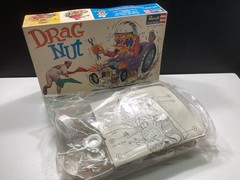 1963 Revell “Ed Roth” Drag Nut – Parts Factory Sealed