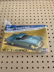 1974 Revell ’57 T-Bird Snap-Together Model Kit Factory Sealed Vintage 1/32 Scale
