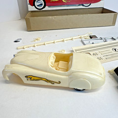 XK120 JAG HELLCAT VINTAGE AURORA 1/32 Plastic Model Kit 1960 Issue Parts only