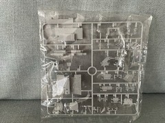 Dragon Sturmhaubitze 42 Ausf G Zimmerit 1/35 6454 Complete WWII 10.5cm Mode
