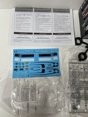 Monogram 1969 Dodge Super Bee 440 6 Pack 2in1 1/24 Plastic Model 85-4505 NOS