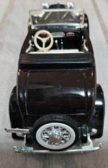 Sunnyside 1932 Ford Roadster Convertible Die Cast Black w/ Hang Tag 1:24