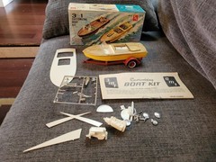 Original ’60’s issue AMT Boat w/Trailer model started in box 1/25 Kit#159 3 in 1