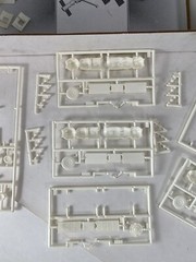 Heller Model 1/1600 MIR Russian Space Station (1:125) Complete / Opened
