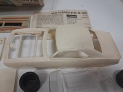 Monogram 1/24 – 1969 CAMARO Z-28 – Model Kit – 2220 – New in Box – 1977