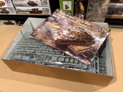 Border Model #BT-025 1/35 Pz.Kpfw.IV Ausf. J Early/Mid & Railway Flatbed Ommr