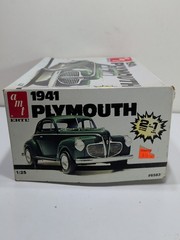 ✨VINTAGE✨ AMT 1941 PLYMOUTH COUPE 2n1 1/25 Model Car Kit