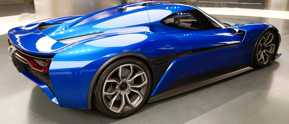 1:12Race Car24Le Man Racing Custom Built HyperCar Nio Ep9Concept18Carousel Model