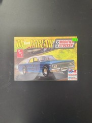 AMT 65 Ford Fairlane Modified Stocker Retro Deluxe Plastic Model Kit