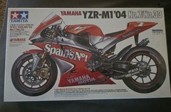 Tamiya 1/12 Yamaha YZR-M1 ’04 No.7/No.33 Motorcycle Kit Cartograf Decals