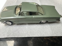 1960 Pontiac Catalina Ventura Dealer Promo Car Original Green w/ Period Box