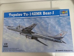 Trumpeter 1/72 01609 Tupolev Tu-142MR Bear- J