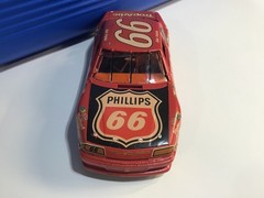 MODEL BUILT CAR PONTIAC #66 PHILLIPS TropArtic NASCAR JUNKYARD