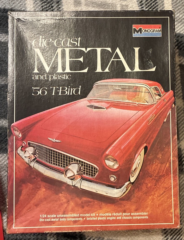 VINTAGE MONOGRAM ‘56 T-Bird. Die-Cast Metal & Plastic. 1/24. #6101