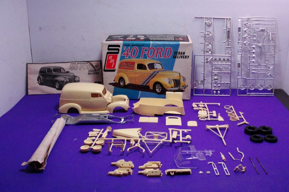AMT t292 GENE WINFIELD 1940 Ford Sedan Delivery vintage kit 1/25 McM