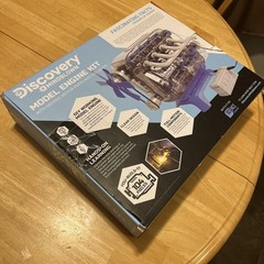 Discovery Mindblown Model Engine Building Kit 4 Cylinder Combustion Open Box NEW