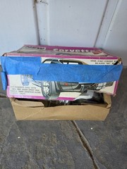 Vintage Corvette Stingray Coupe AMT 1:25 Model Kit T468 Opened ~ As Is