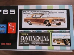 AMT 1/25 ’65 LINCOLN CONTINENTAL (3 in 1 Convertible Customizing Kit) (38402)