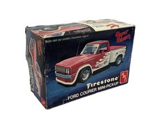 AMT Firestone Ford Courier Mini Pickup Super Stones 1:25 Scale Model Kit