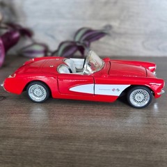 Maisto 1957 Chevrolet Corvette Red Fuel Injection Diecast Model Car 1/24 7in