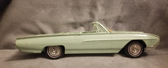 AMT 1963 Ford T-Bird Thunderbird Dealer Promo Pale Green Convertible 1/25 USA