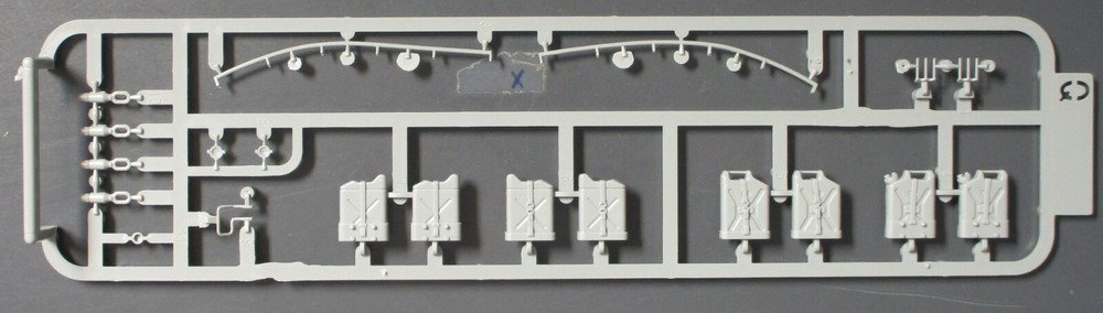 Takom 1/35th Scale US Army M60A3 MBT – Parts Tree Q from Kit No. 2137