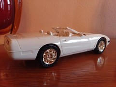 LOT OF 4 – AMT-ERTL 1/25 Promos, 1953 White, 1991 Red, 1991 White, 1992 Red MINT
