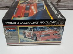 Monogram Yarborough Hardee’s Oldsmobile Stock Car Nascar Model Kit Sealed