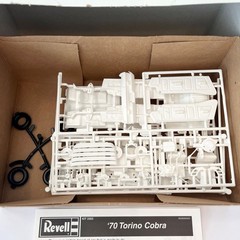 Revell 1:25 1970 Ford Torino Cobra Model Car Kit #85-2353 -OPEN BOX