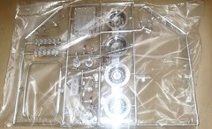 Ferrari 275 GTB Revell 1965 Model Kit Big 1:12 Scale