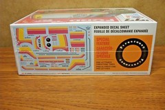 AMT ’77 FORD “CRUISING VAN” 1/25 SCALE MODEL KIT