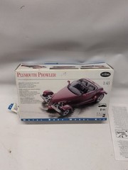 1998 Testors Kit 136 Plymouth Prowler 1:43 Scale Metal Model Started Read