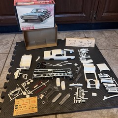Vintage AMT 1968 Ford Thunderbird Car Model Kit W/Box