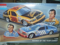 MONOGRAM 1/24 QUINCY’S AK T-BIRD STOCK CAR FACTORY BUILT BOX ART DISPLAY MODEL