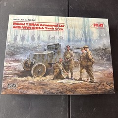 Model T RNAS Armoured Car with WWI British Tank Crew 1/35 ICM 35670