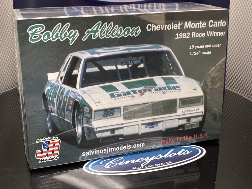 Salvinos Jr Bobby Allison 1982 Chevrolet Monte Carlo Nascar Model Kit